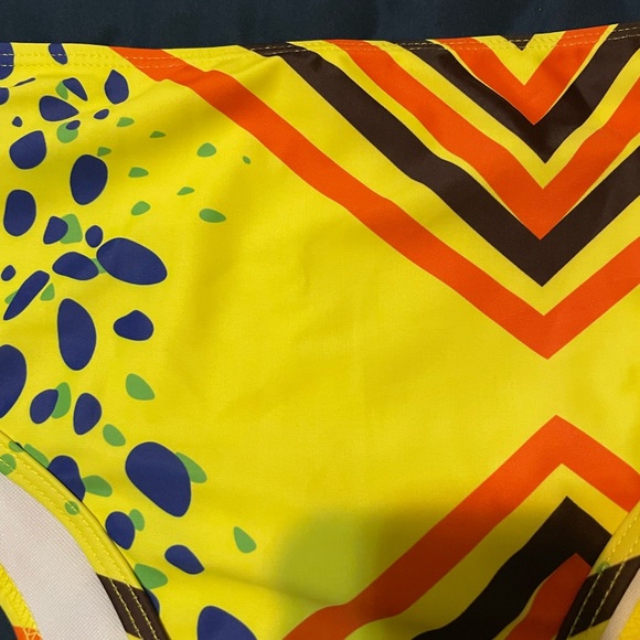 SHEIN Vibrant Bikini! - Picture 8 of 8